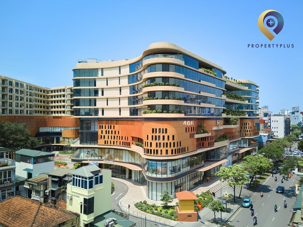 Mặt tiền tòa nhà Tiến Bộ Plaza trên phố Nguyễn Thái Học - hình ảnh từ Property Plus